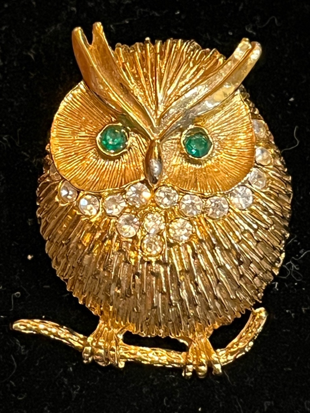 Vintage Gold Tone Owl Brooch - Green Rhinestone Eyes Mid-Century Bird Pin